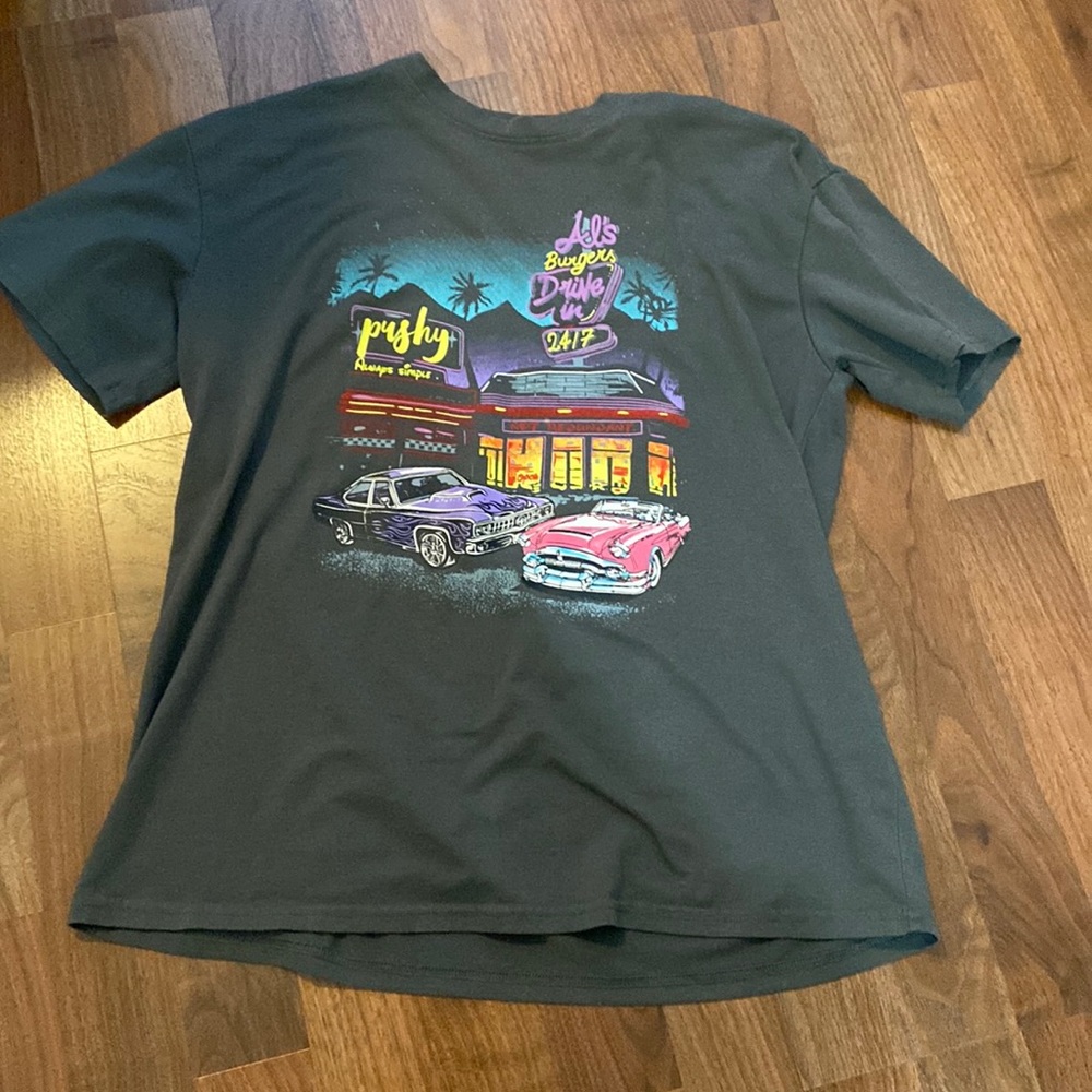 Graphic cars tee grey